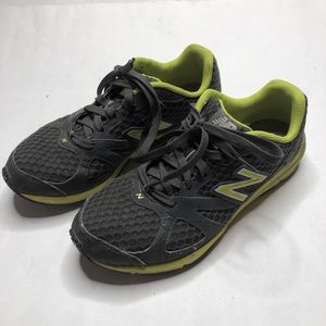 New Balance 630 Women's Size 8.5 Gray Lime Green Athletic Running Shoes W630SG1